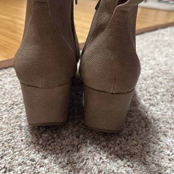 YELLOW BOX Platform Wedge Booties - Picture 7 of 8